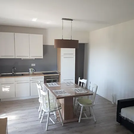 Framar Apartment *